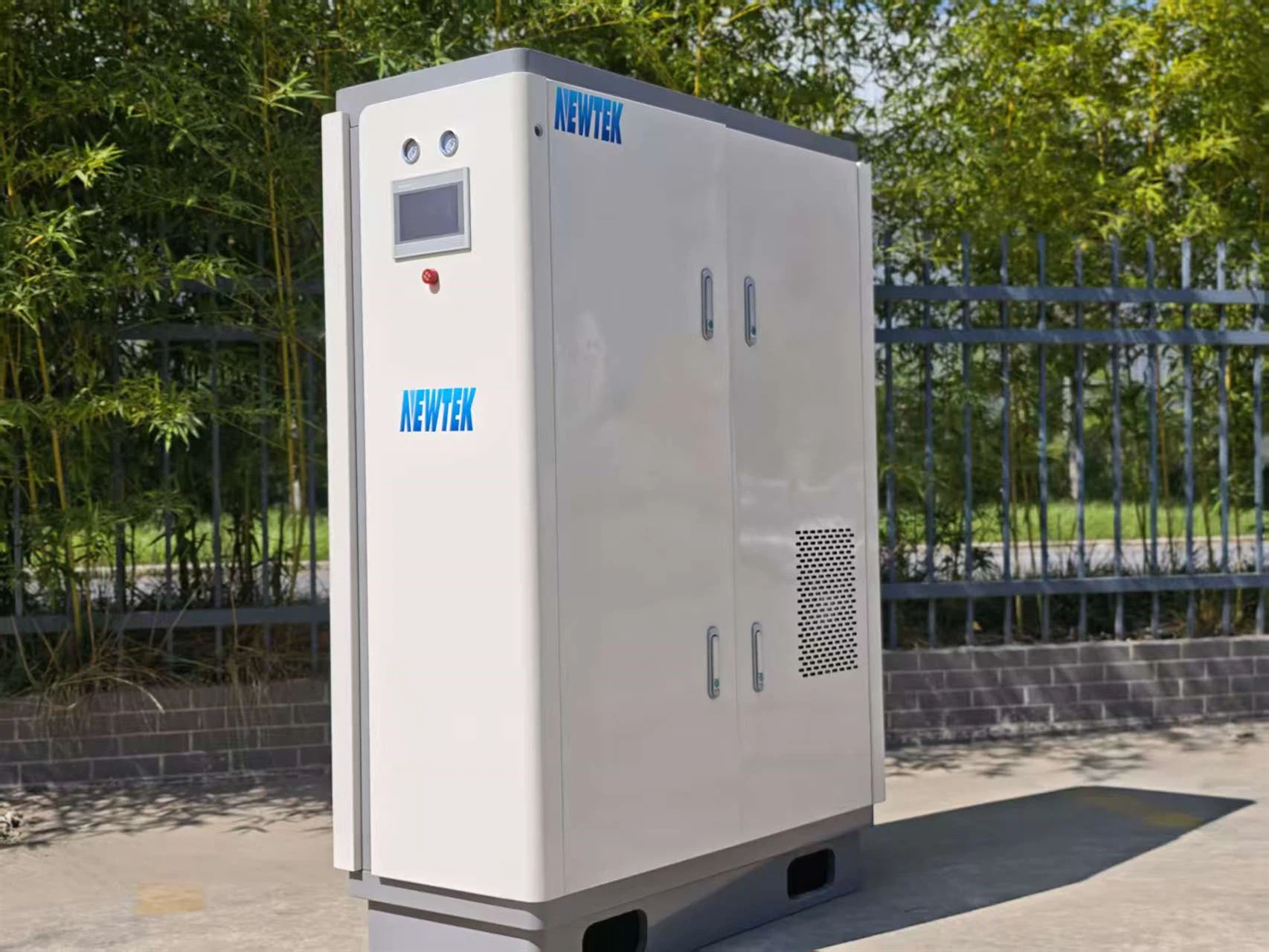 Integrated Industrial Oxygen System Integrated Industrial Oxygen System