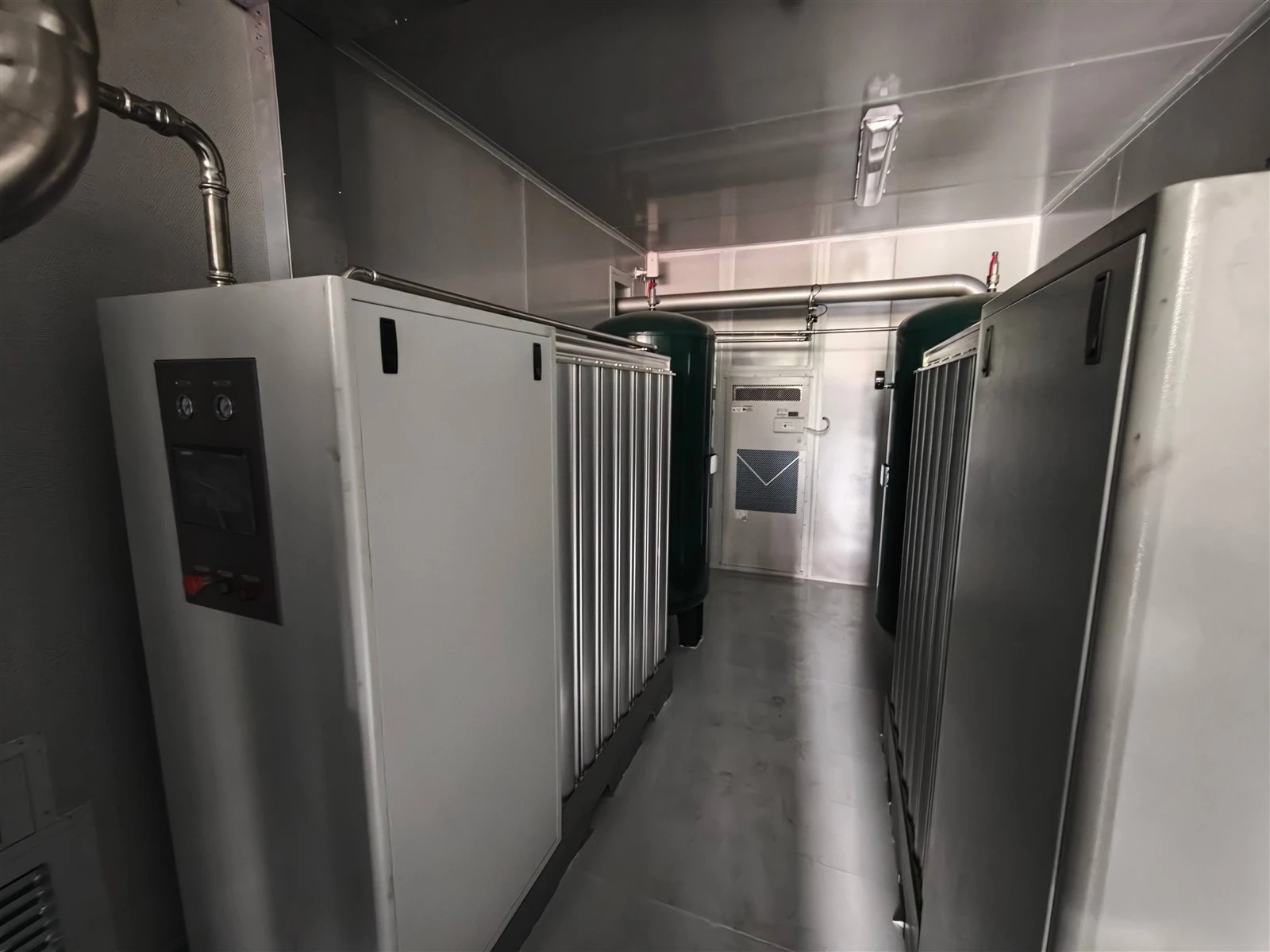 Oxygen Generators with CFP